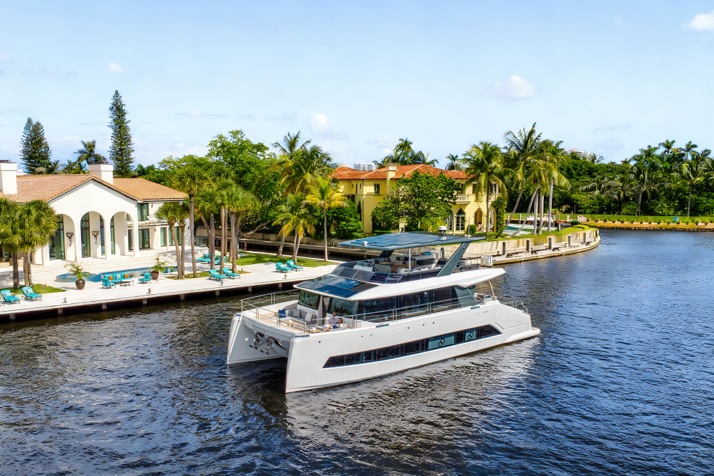 Revolution Marine Group S60
