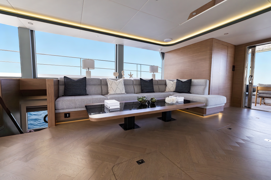Revolution Marine Group S60